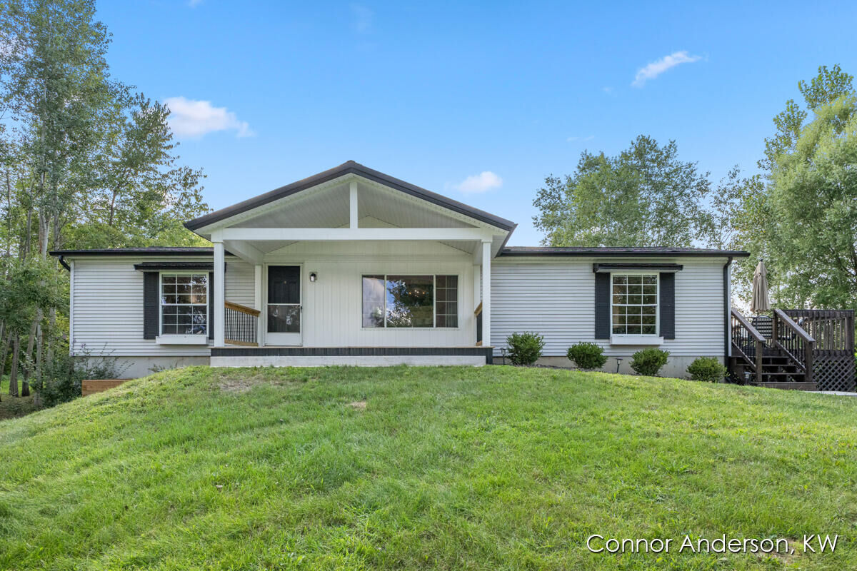 Property Photo:  15627 24th Avenue  MI 49435 