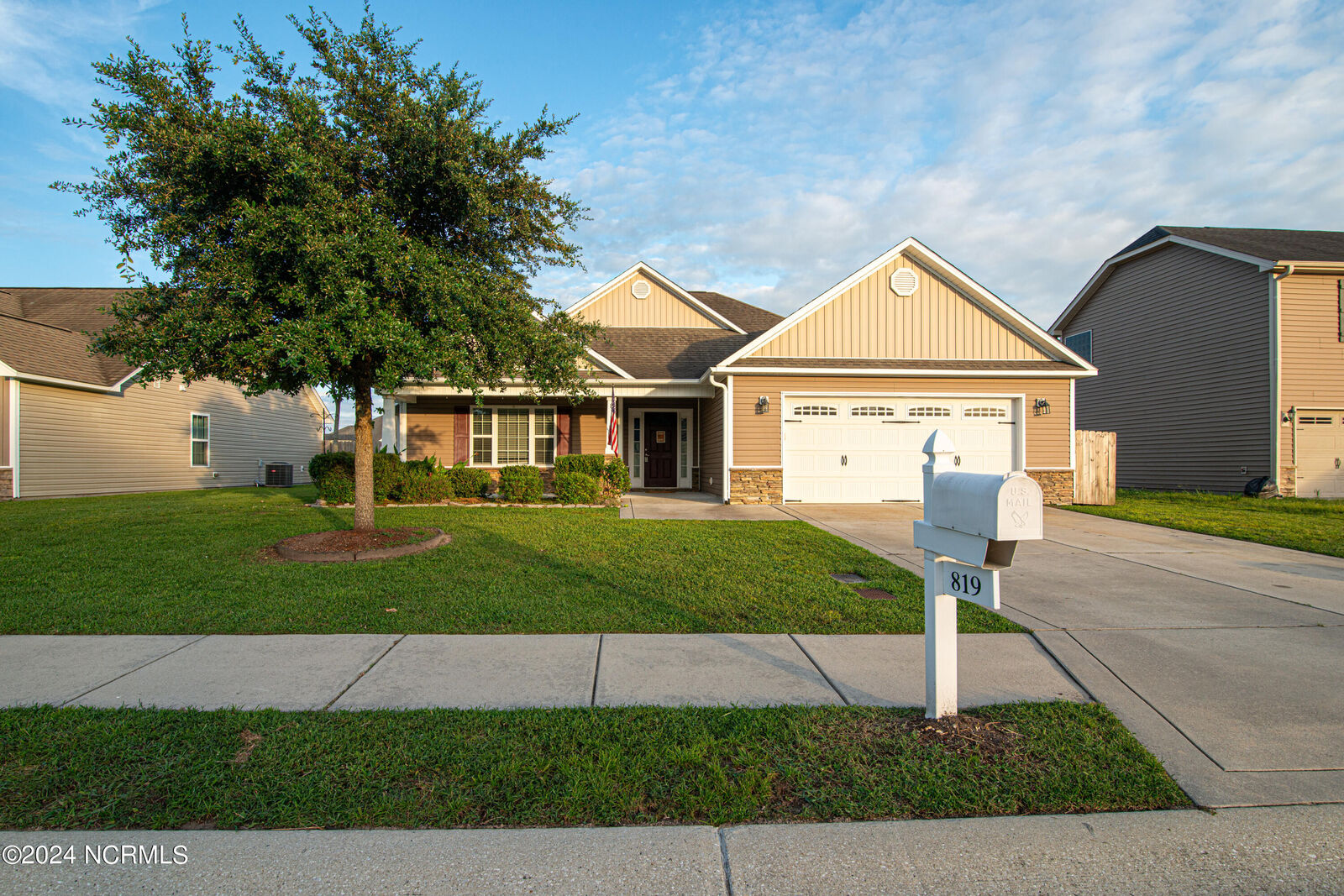 Property Photo: 819 Dynasty Drive NC 28546