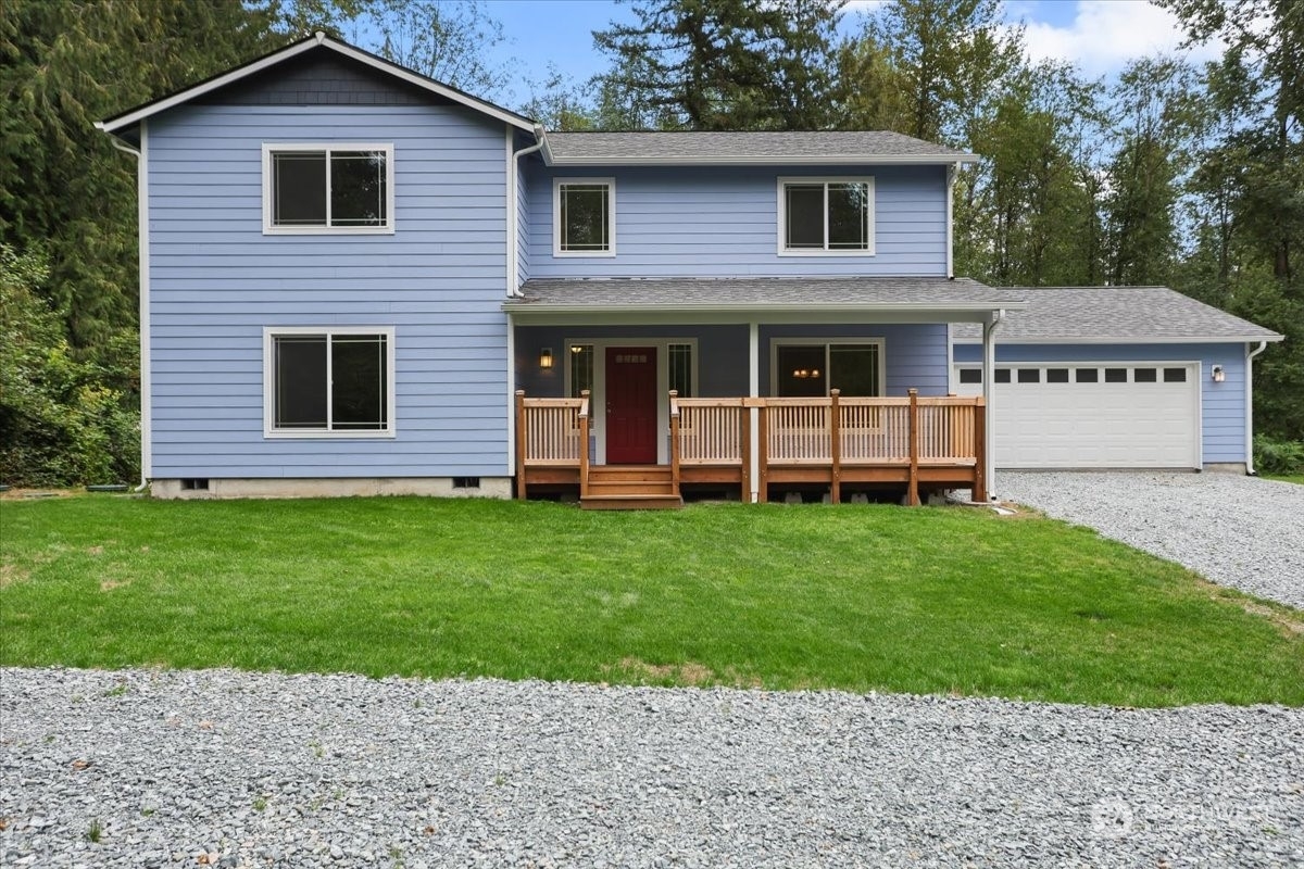 Property Photo:  26127 134th Avenue E  WA 98338 