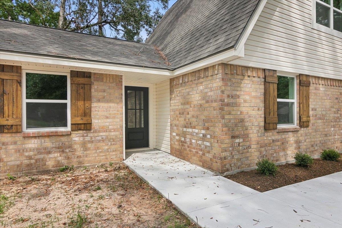 Property Photo:  2 Briarcliff  TX 77657 