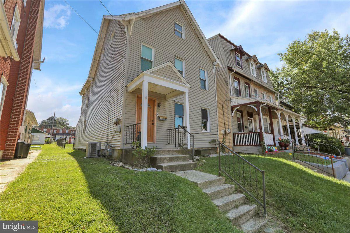 Property Photo:  307 S Wyomissing Avenue  PA 19607 