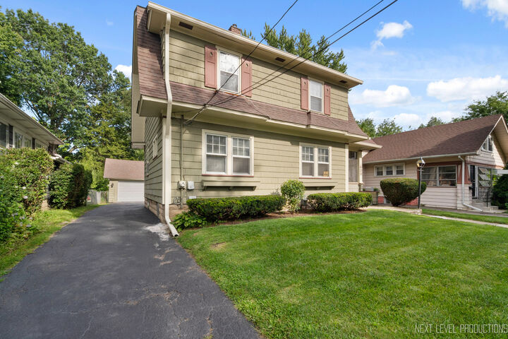 638 S Spencer Street  Aurora IL 60505 photo
