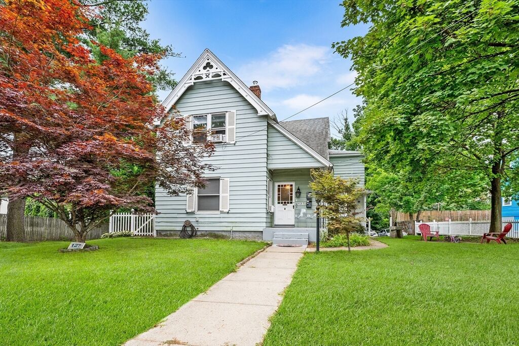 Property Photo:  127 Lancaster St  MA 01453 