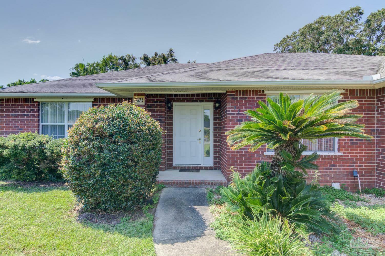 Property Photo:  3873 Sailwind Dr  FL 32563 