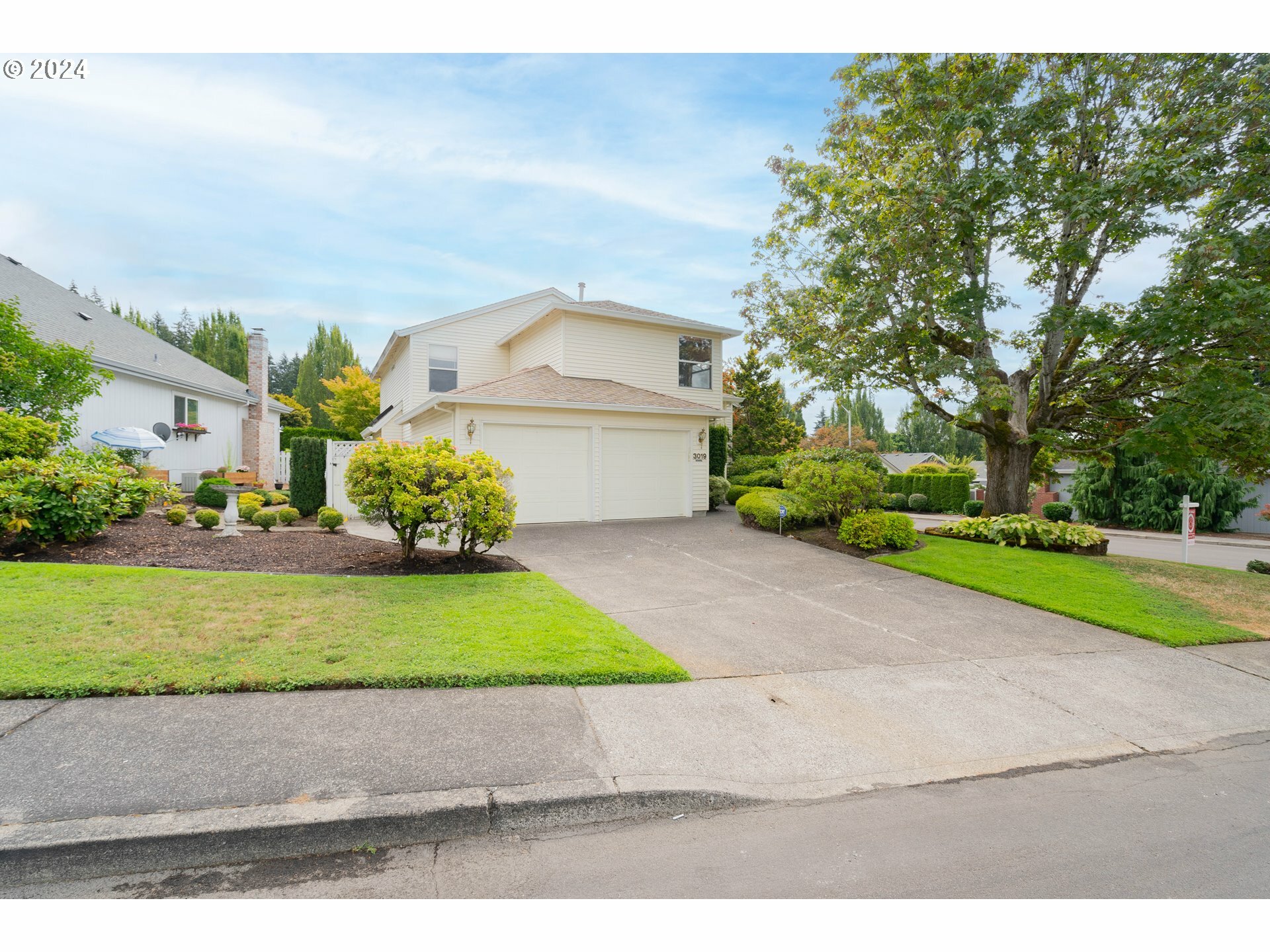 Property Photo: 3019 SE 156th Ave WA 98683