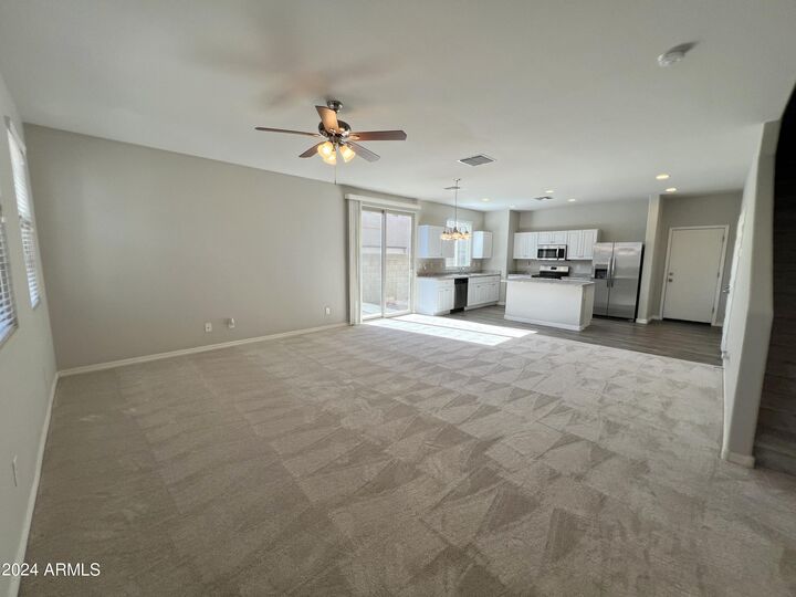 Property Photo:  5420 W Albeniz Place  AZ 85043 