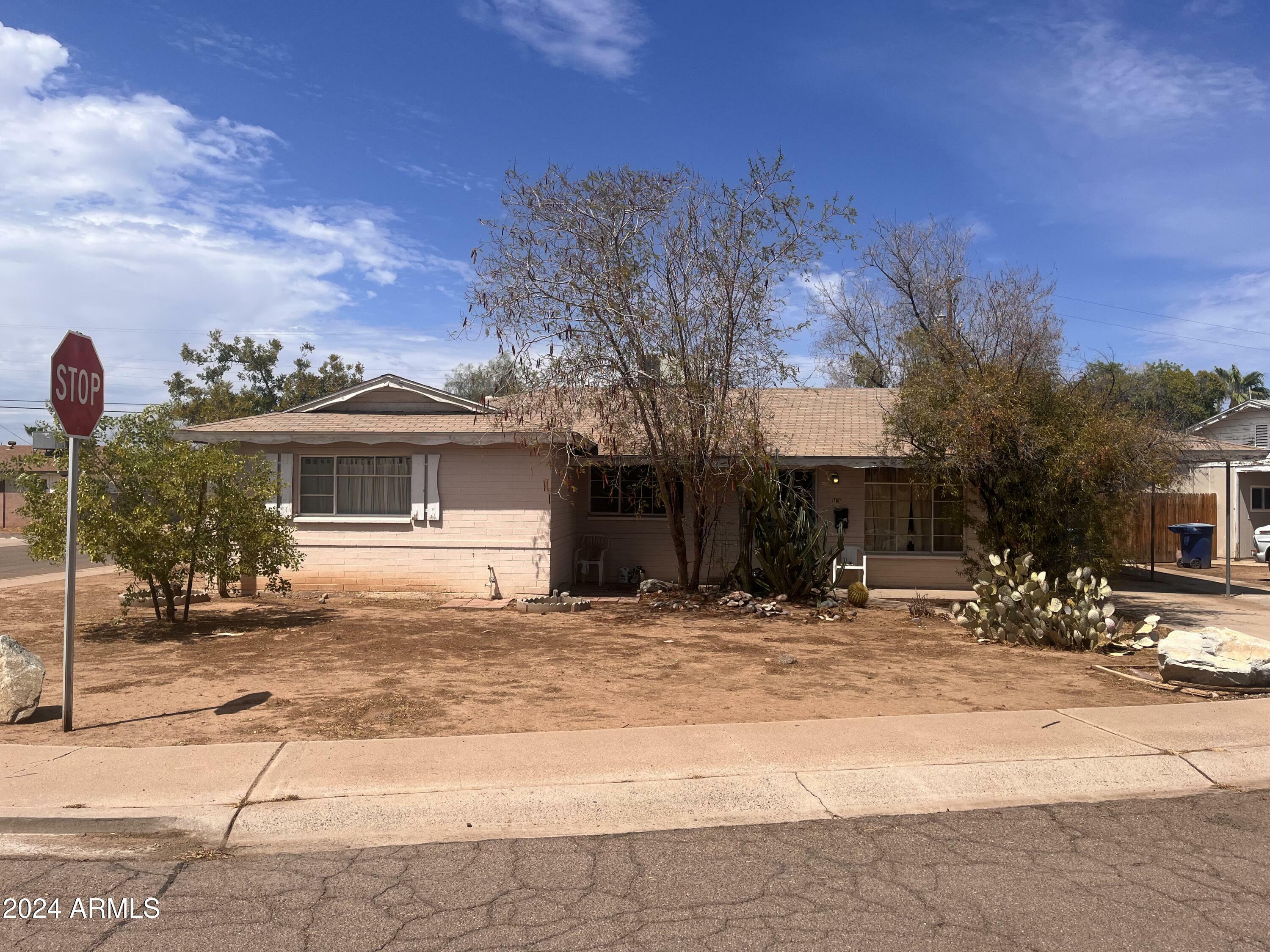 Property Photo:  1436 W 7th Place  AZ 85281 