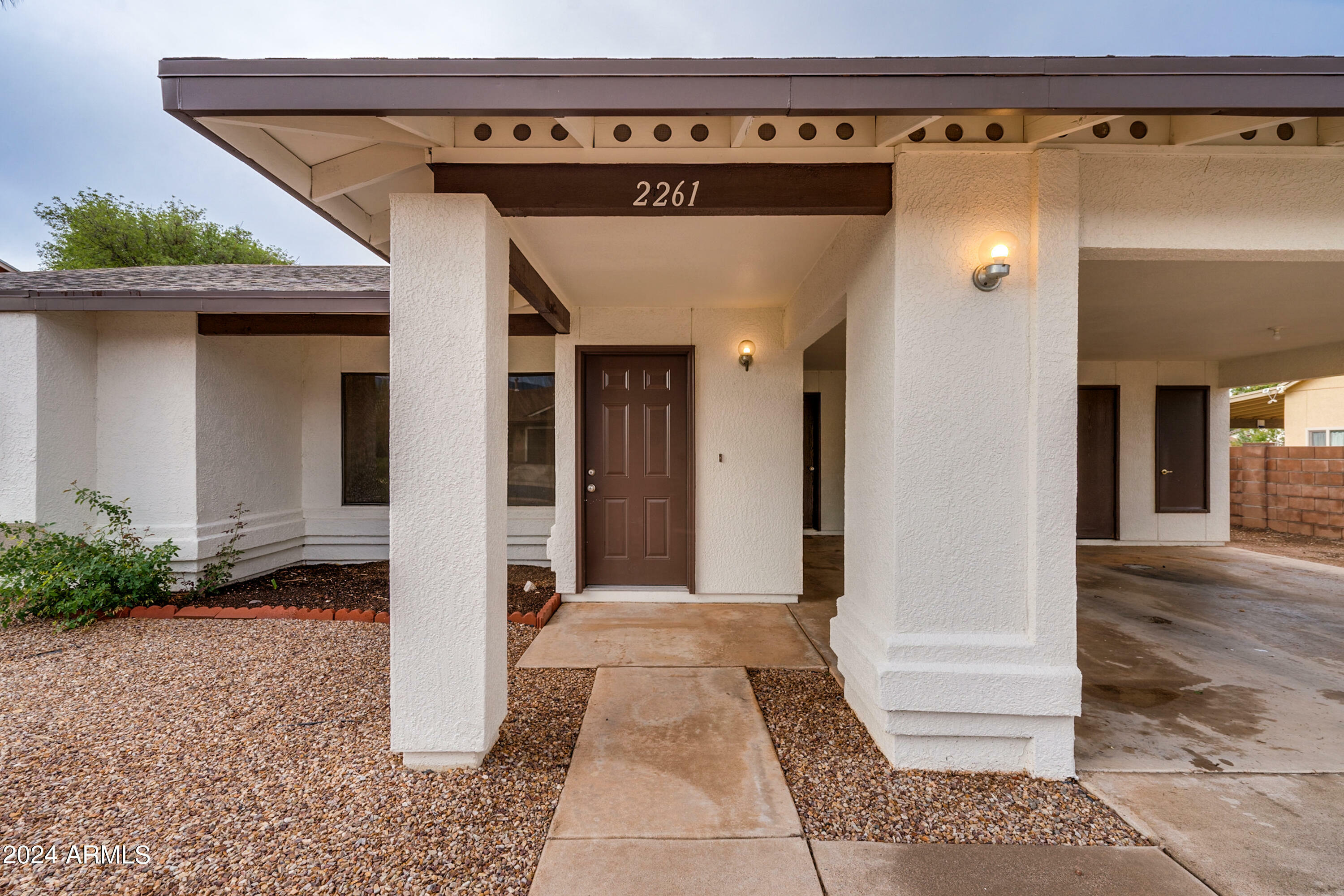 Property Photo:  2261 Iris Drive  AZ 85635 