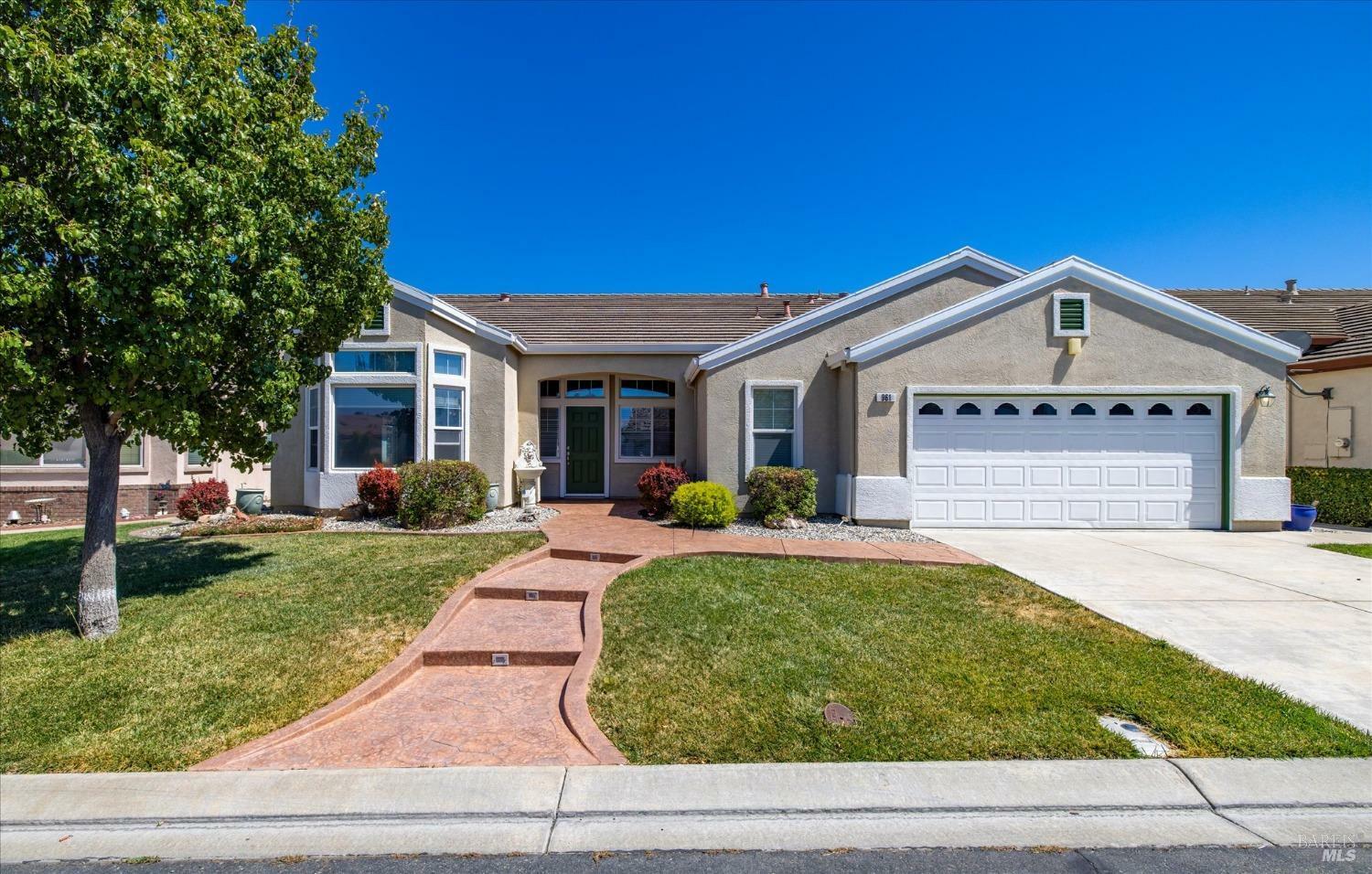 Property Photo:  961 Bridgeport Way  CA 94571 