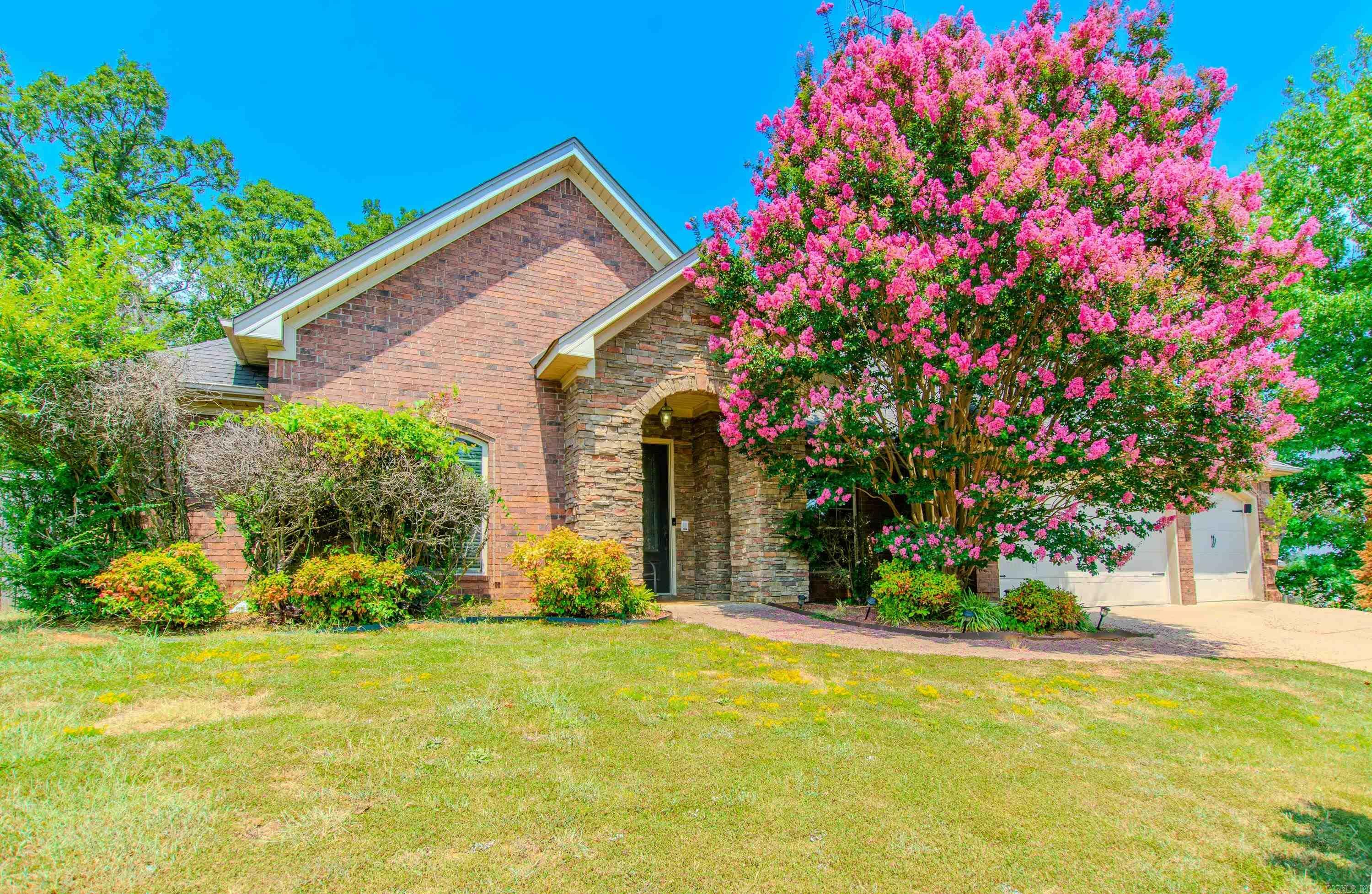 Property Photo:  1043 Skyline Drive  AR 72002 