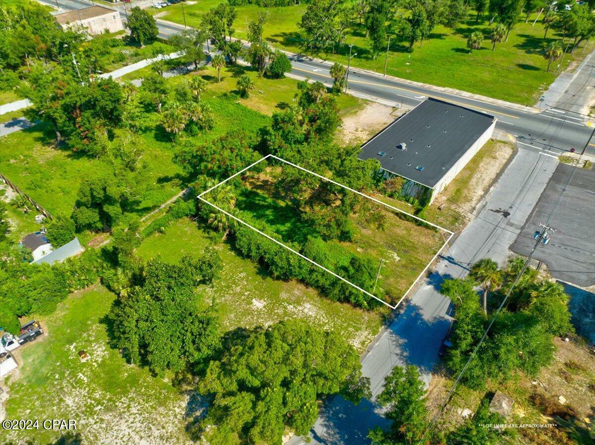 Property Photo:  622 Harmon Avenue  FL 32401 