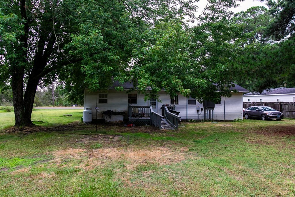 Property Photo:  20003 Quinby Bridge Rd  VA 23423 