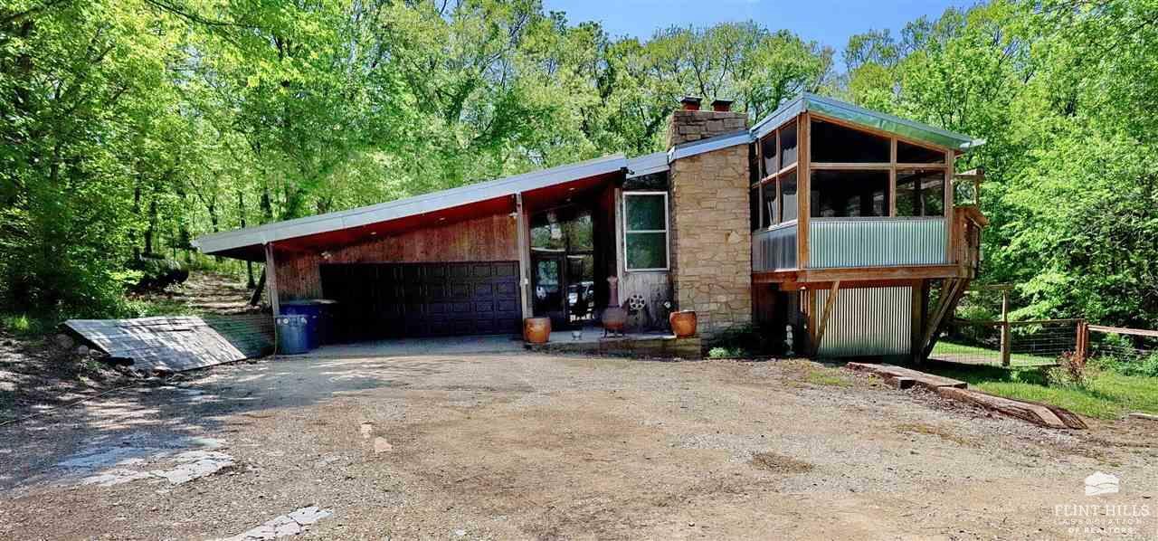 Property Photo:  5519 High Meadows Drive  KS 66503 