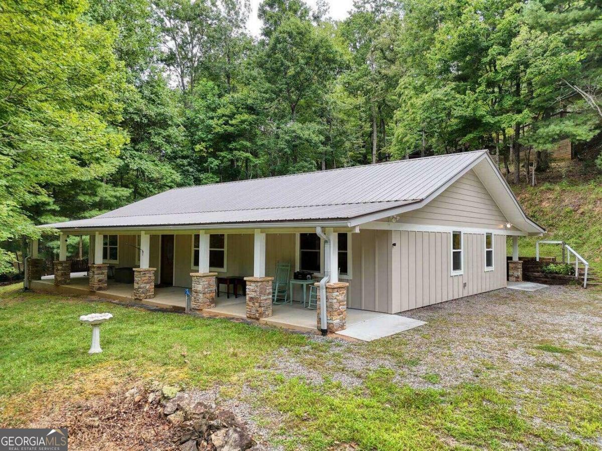 Property Photo:  3984 Hickory Nut Road  GA 30546 