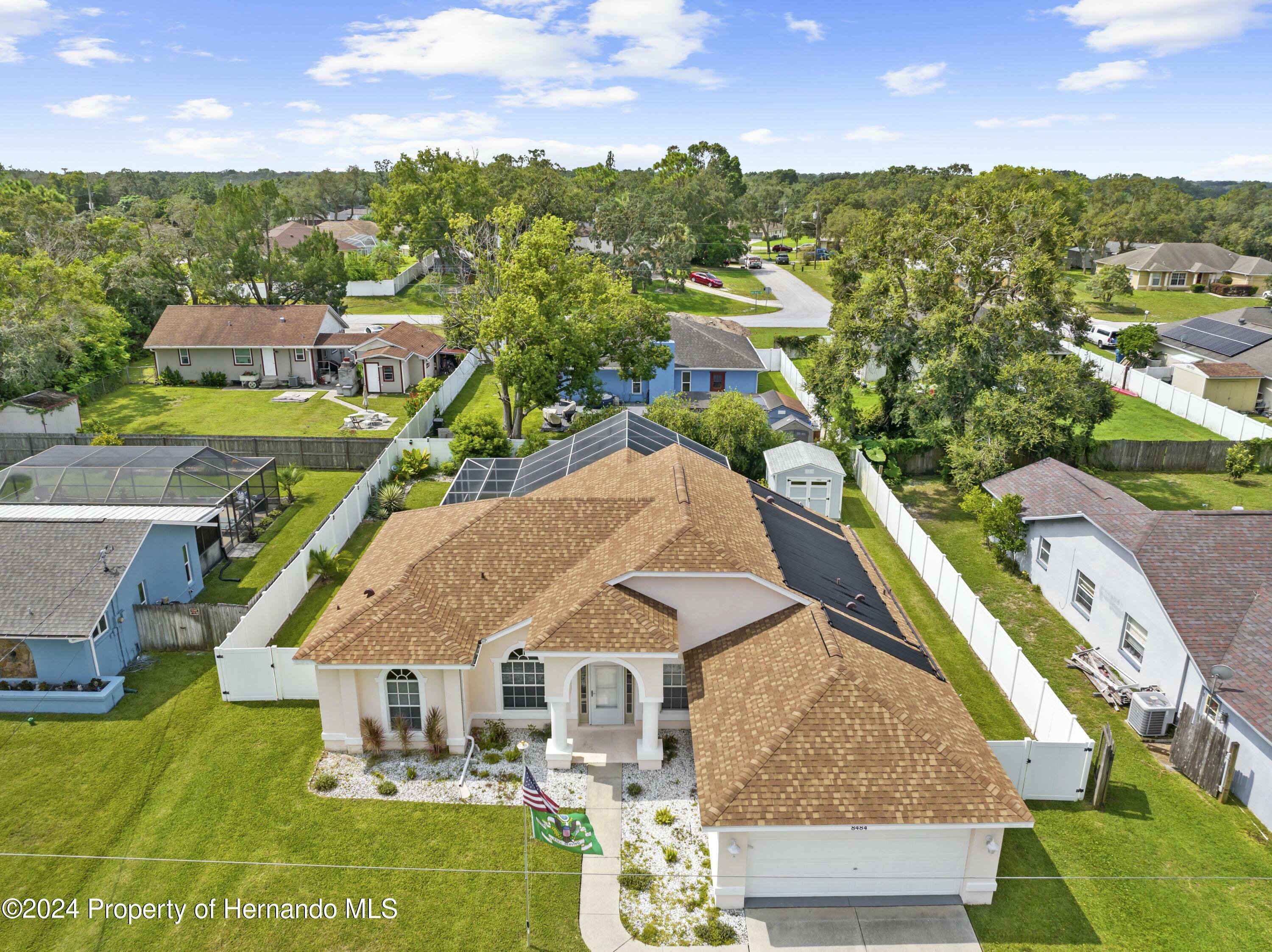 Property Photo: 8484 Annapolis Road FL 34608