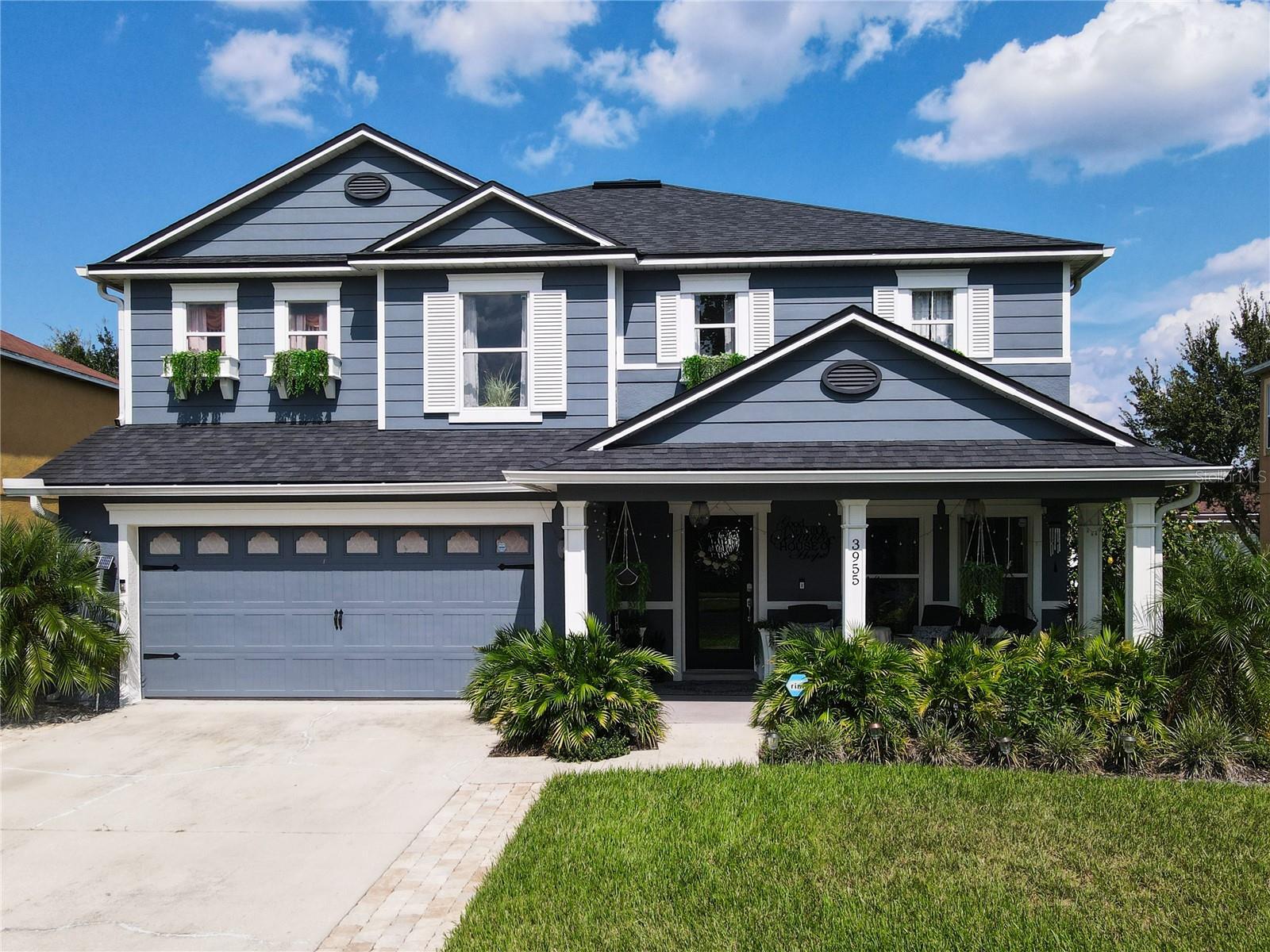 Property Photo: 3955 Golden Finch Way FL 34746