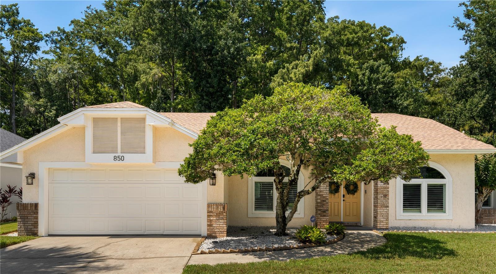 Property Photo:  850 Shriver Circle  FL 32746 