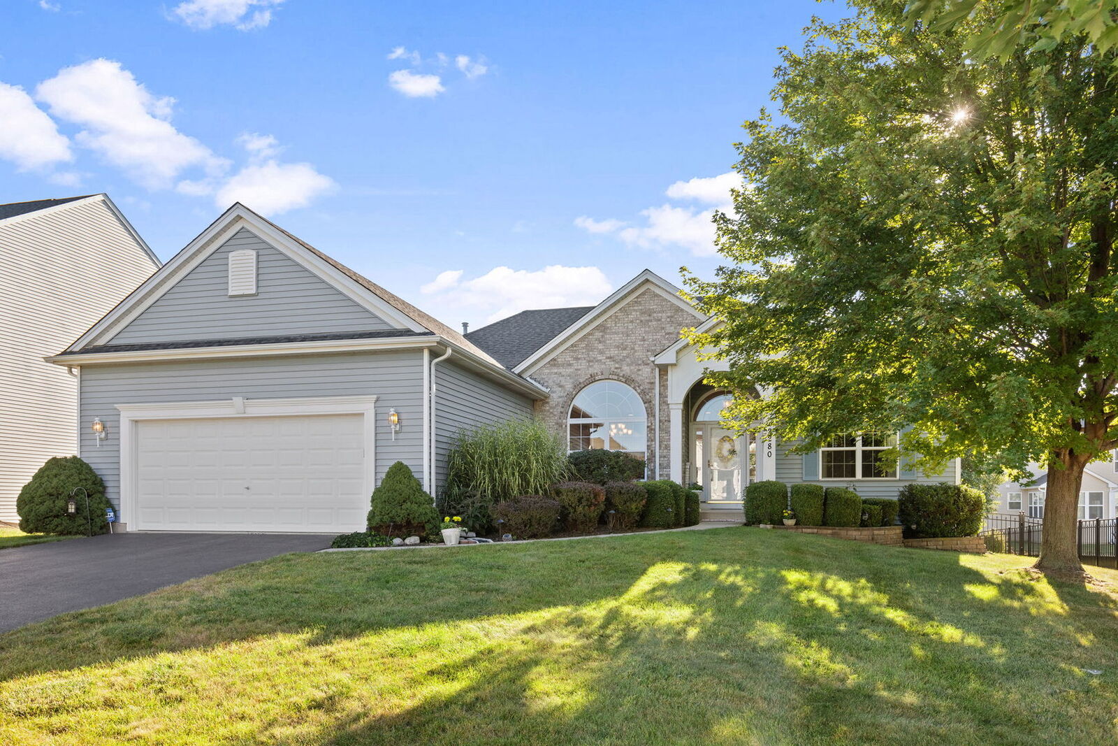 Property Photo:  2280 Kudu Drive  IL 60503 