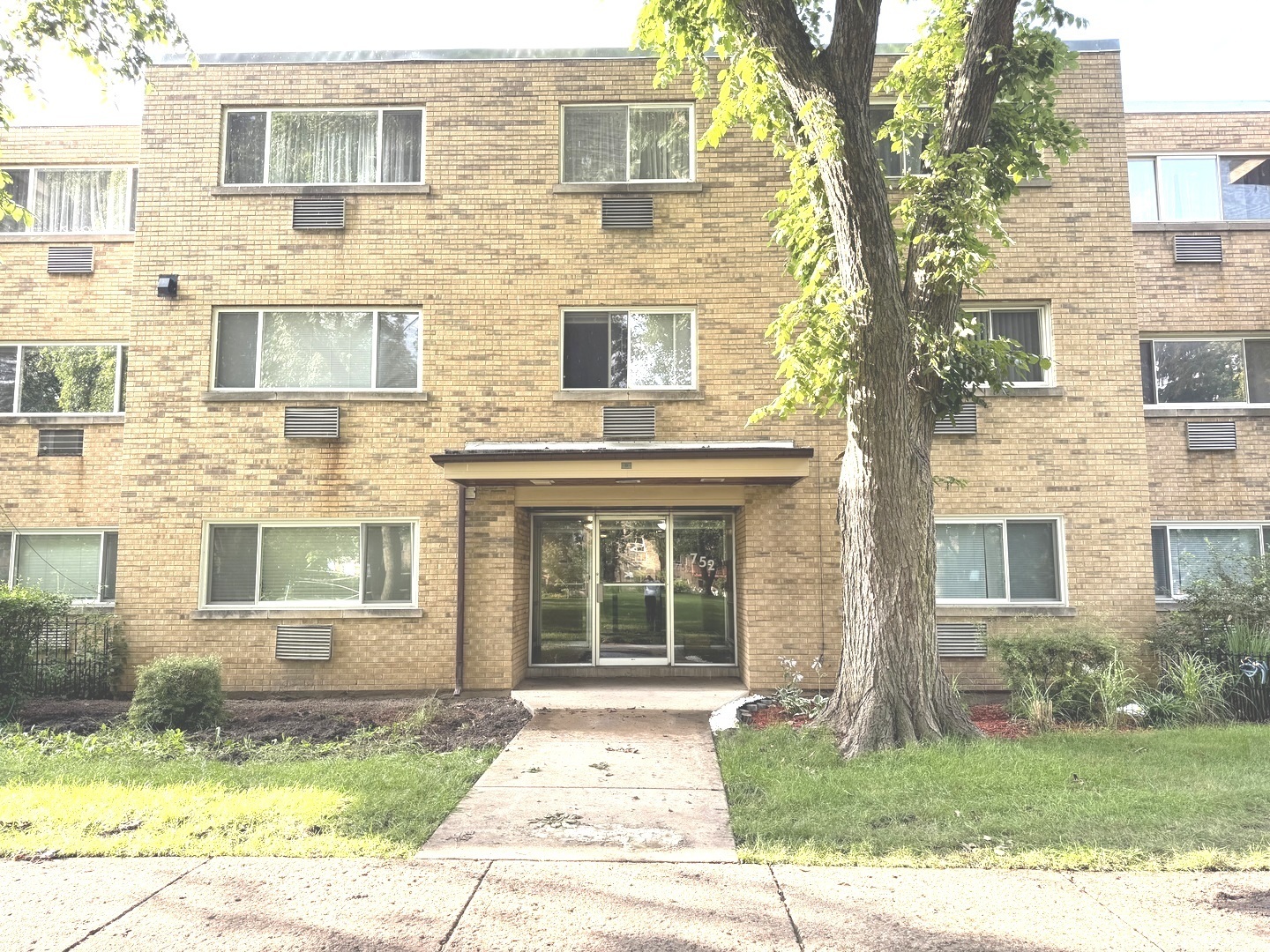 Property Photo: 752 Dempster Street C209 IL 60056