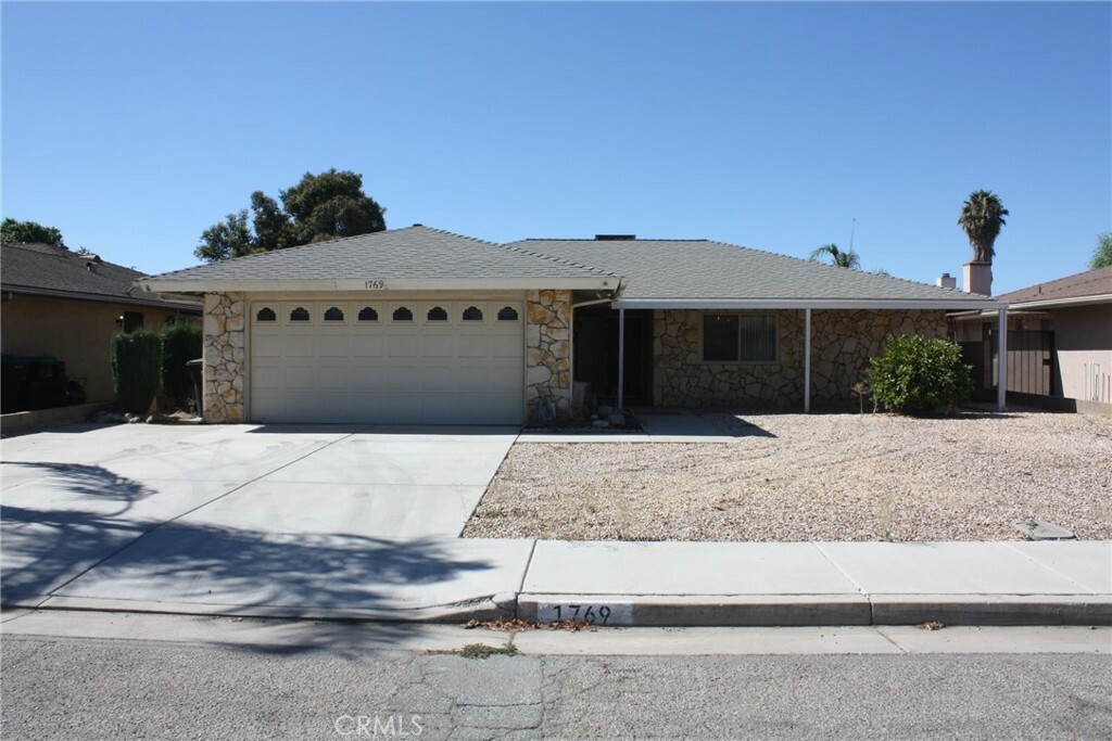 Property Photo:  1769 Matthew Lane  CA 92545 