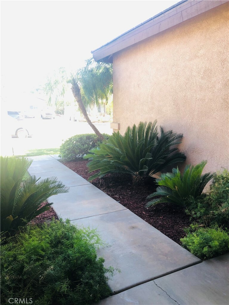 Property Photo:  5935 Simon Court  CA 92504 