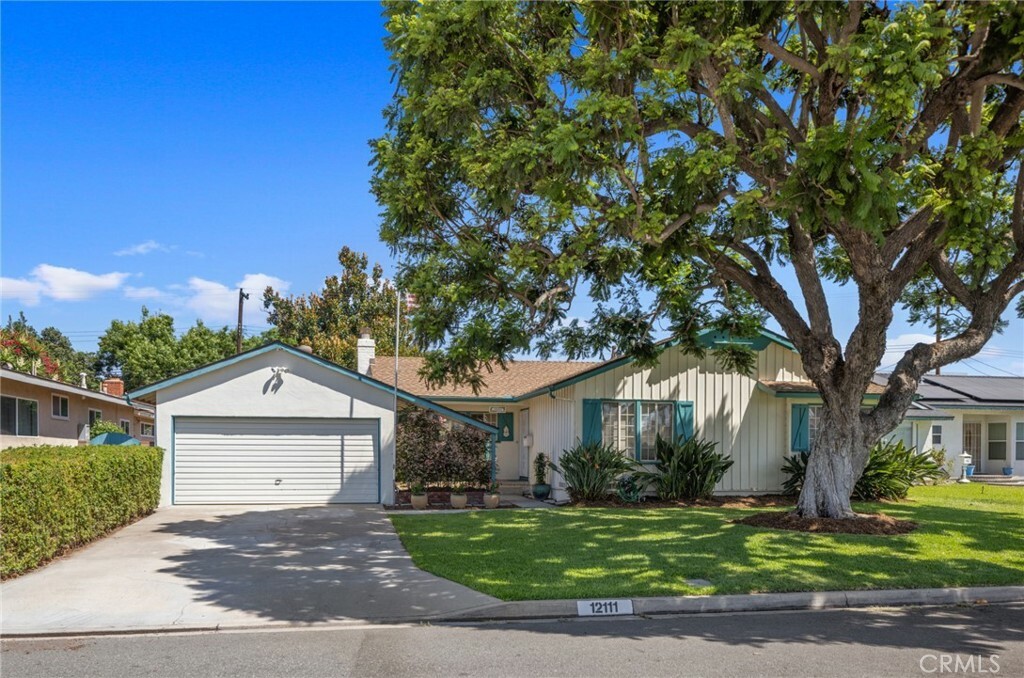 Property Photo:  12111 Bluebell  CA 92840 