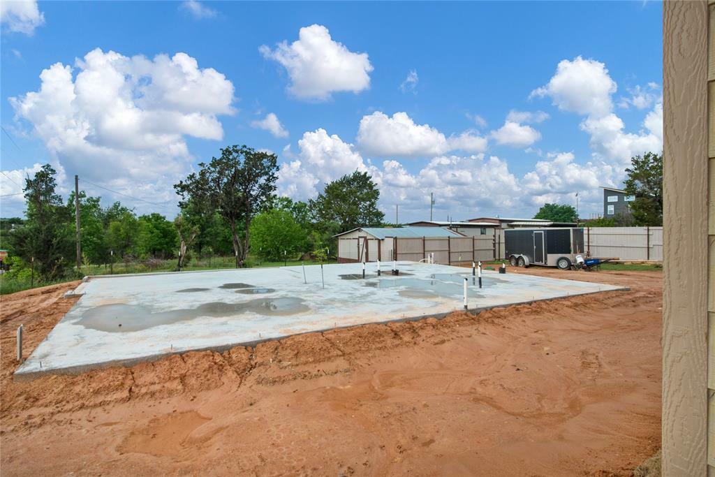 Property Photo:  2320 Creekview Drive  TX 76048 