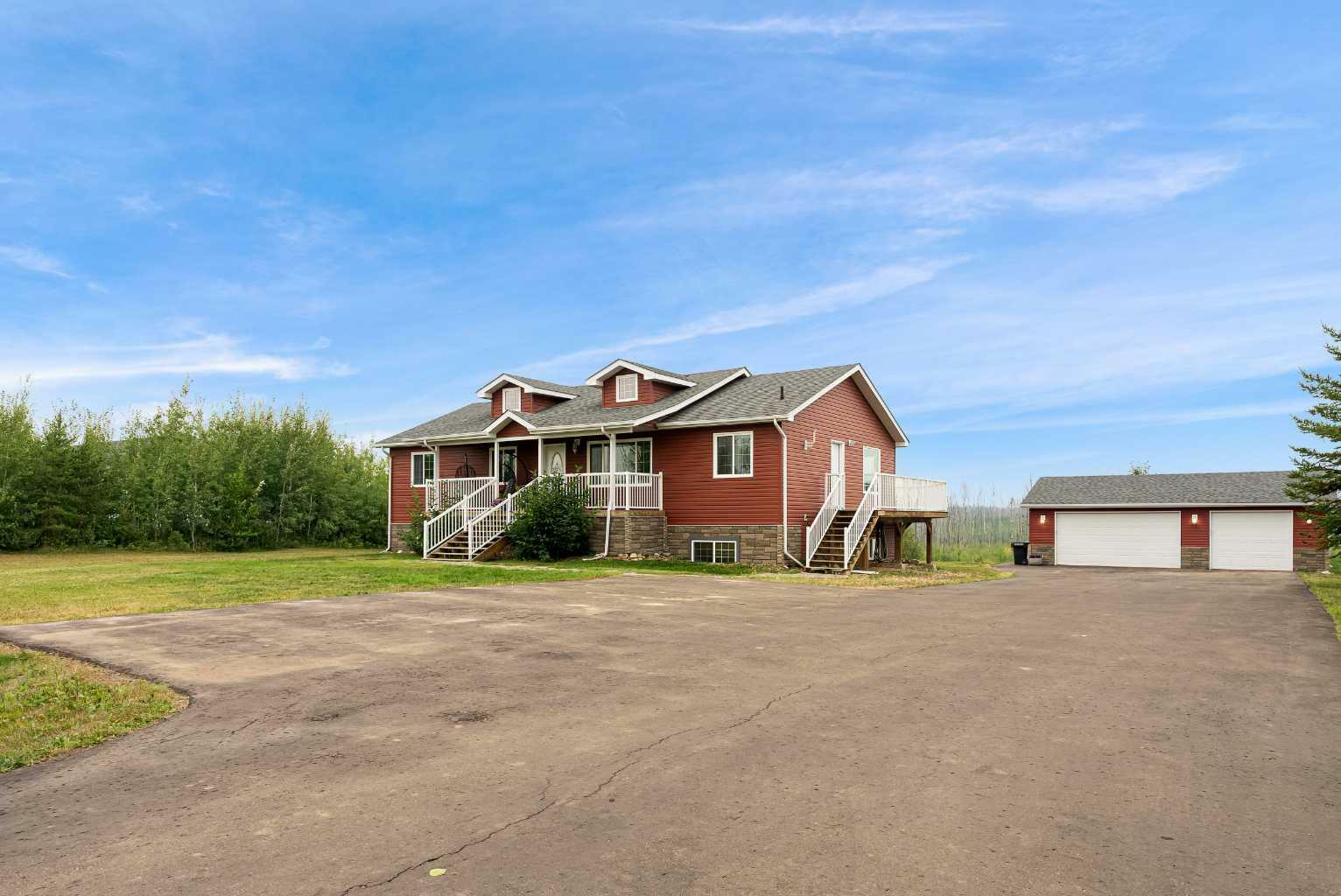 Property Photo:  141 Sommer Way  AB T9H 5B4 