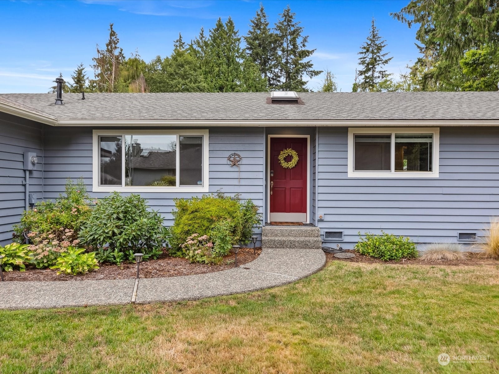 Property Photo:  4715 156th Street SW  WA 98026 