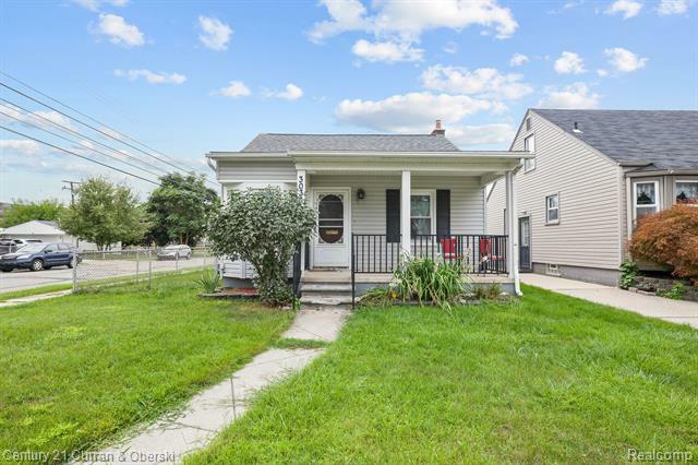 Property Photo:  3038 Alice Street  MI 48124 