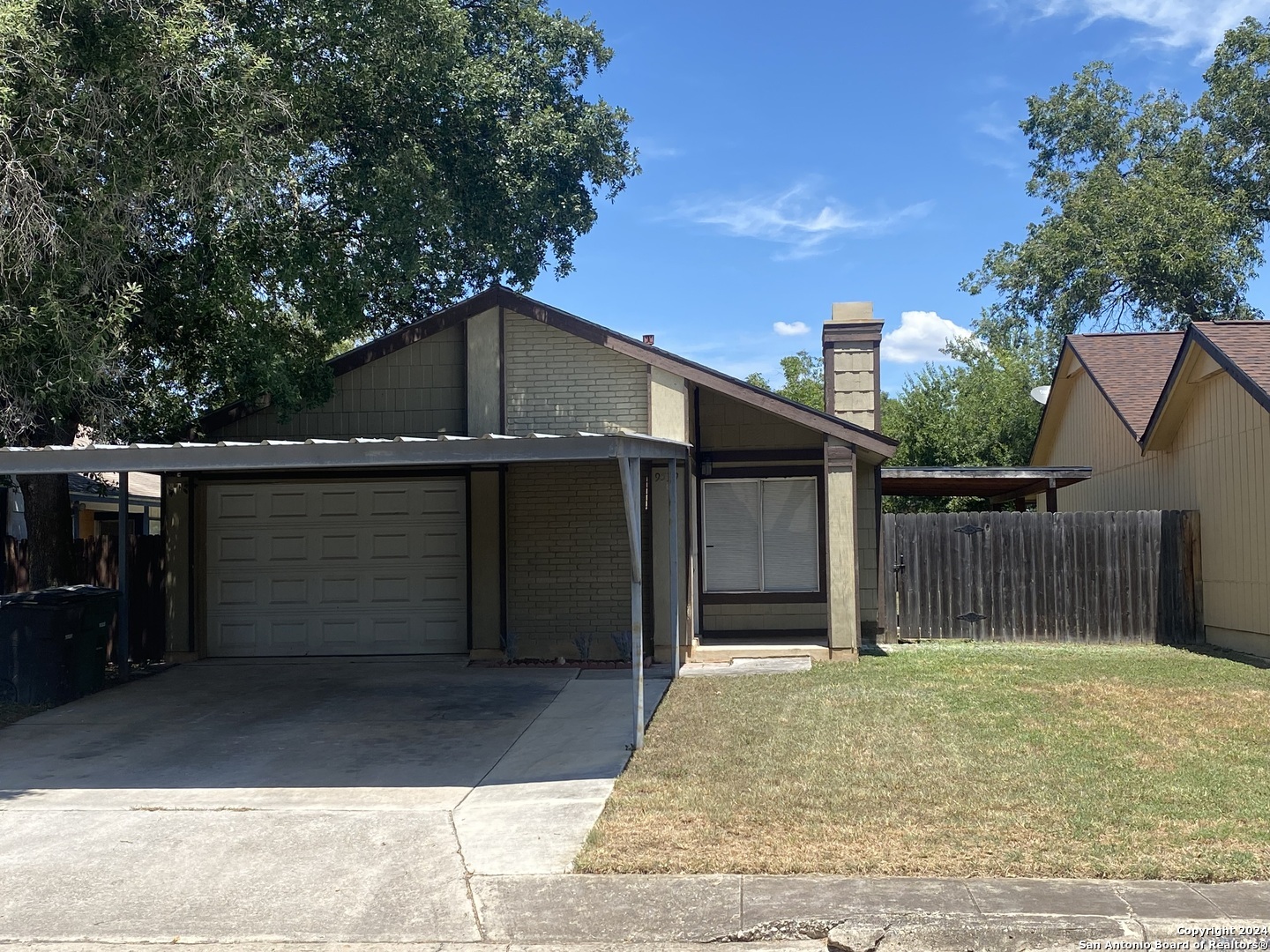 9539 Bowen Dr  San Antonio TX 78250 photo