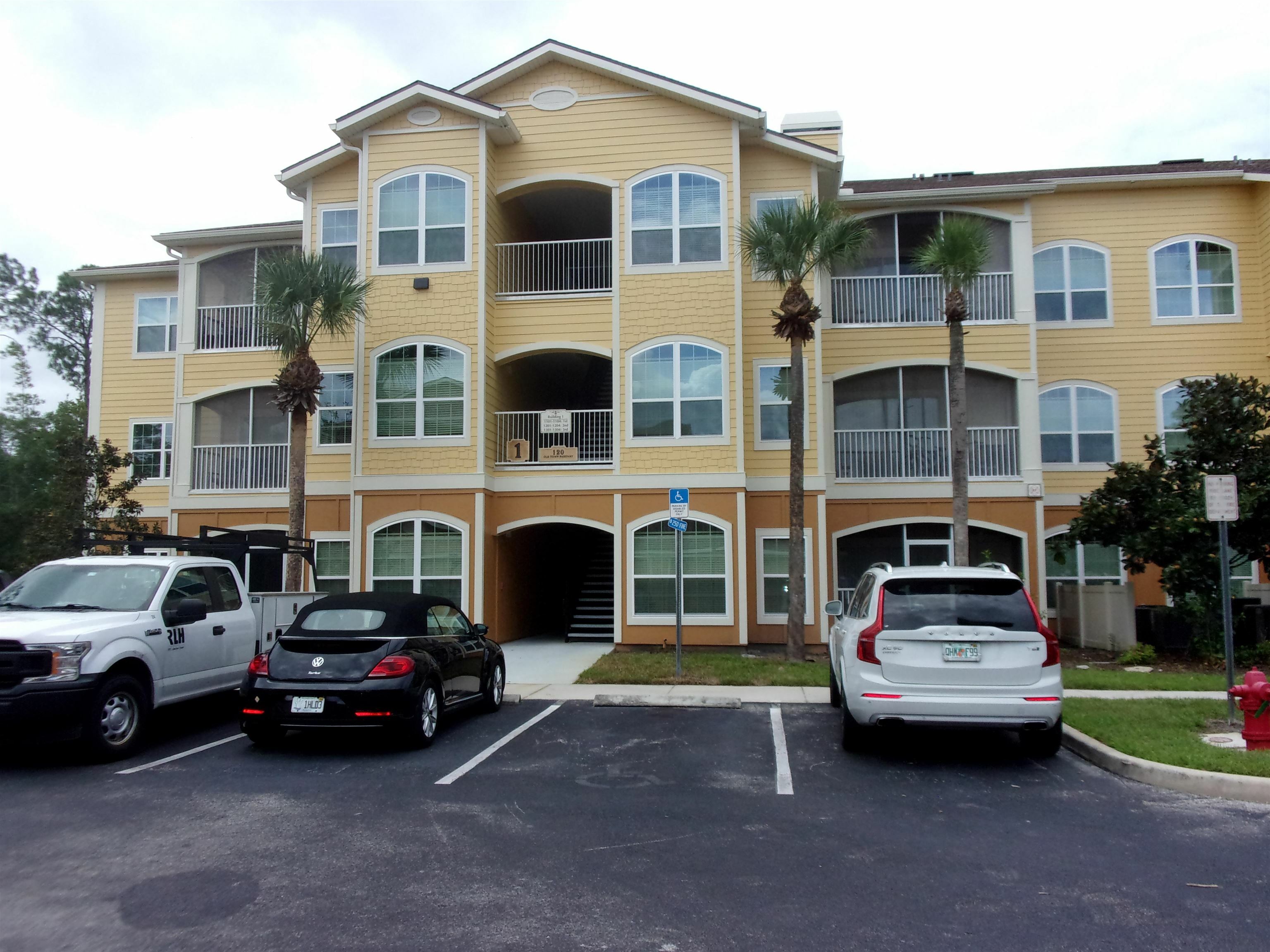 Property Photo:  120 Old Town Parkway #1303  FL 32084 