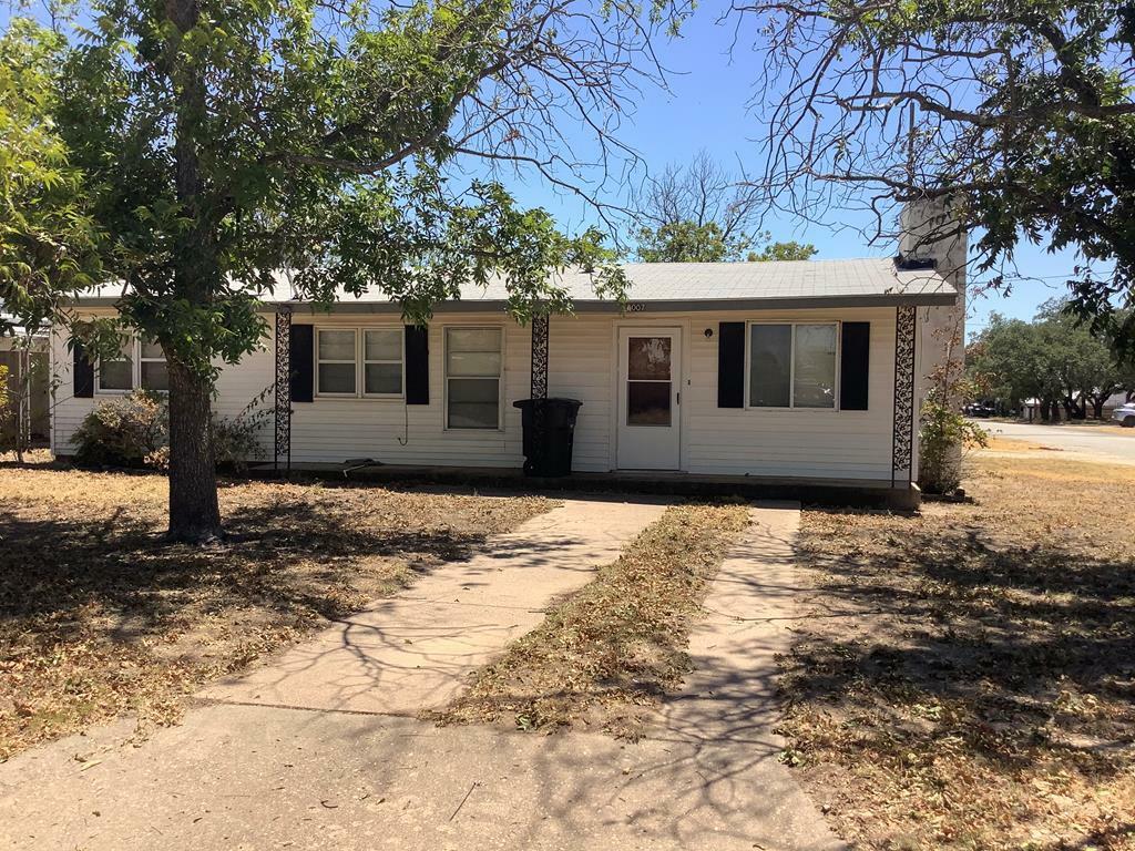 1007 Bee St  Brady TX 76825 photo