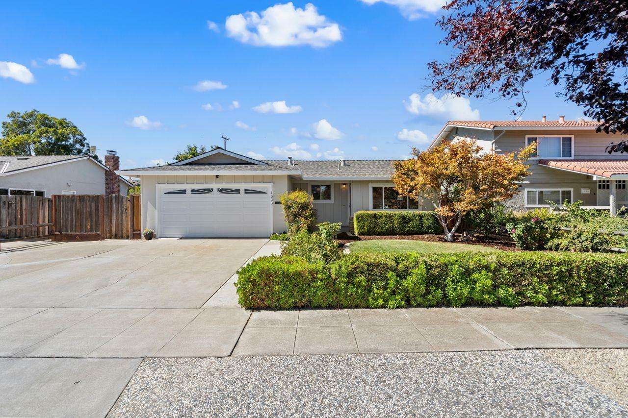 Property Photo:  1533 Hallbrook Drive  CA 95118 