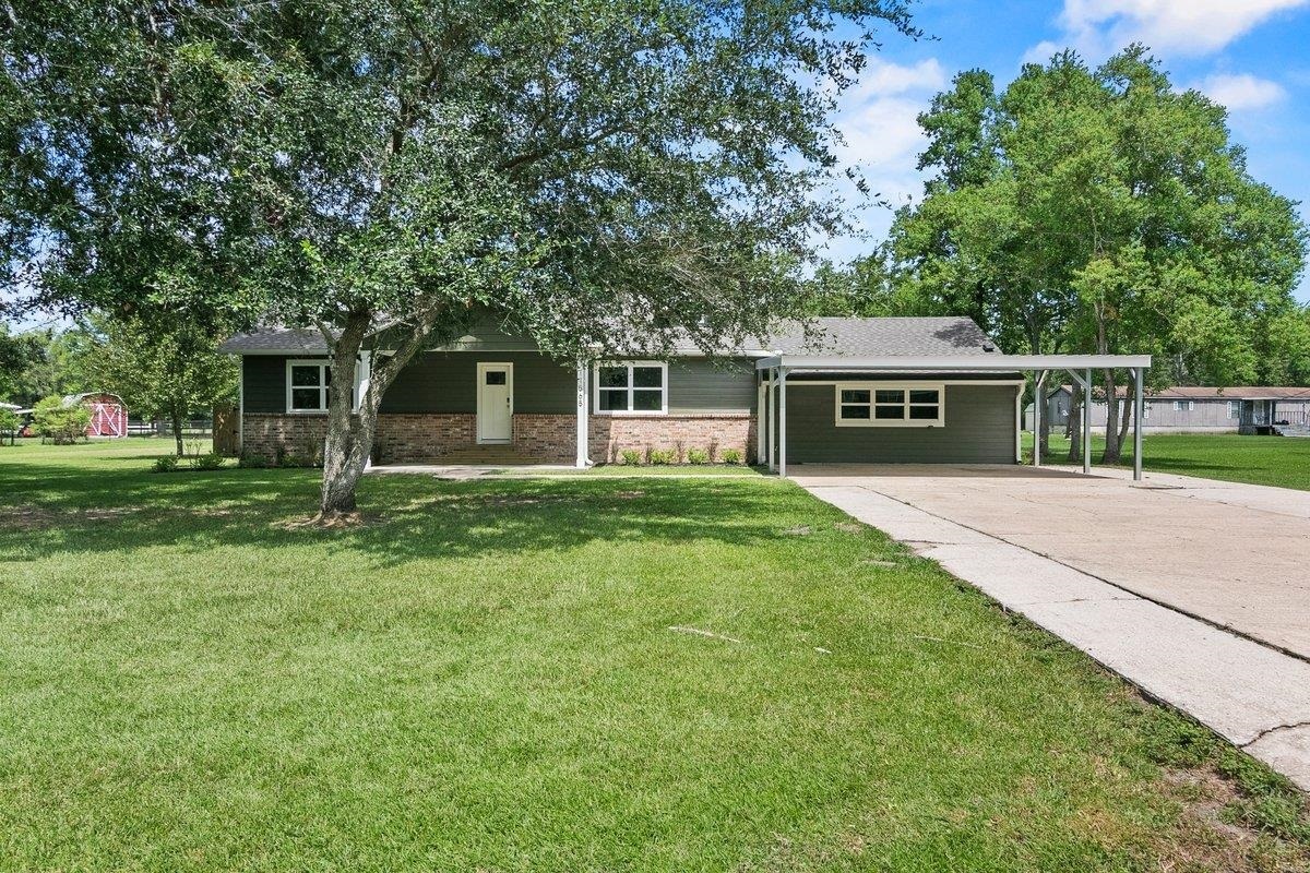 11565 Greenway Dr  Beaumont TX 77705-8909 photo