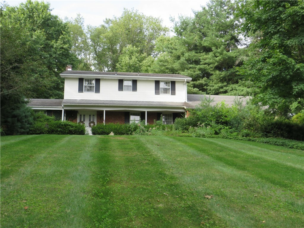 Property Photo:  741 Enterprise Rd  PA 16127 