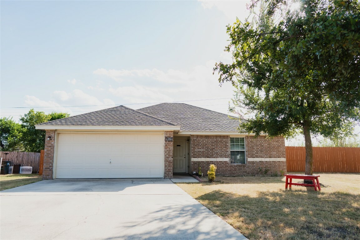 Property Photo:  217 Quartz Court  TX 76537 