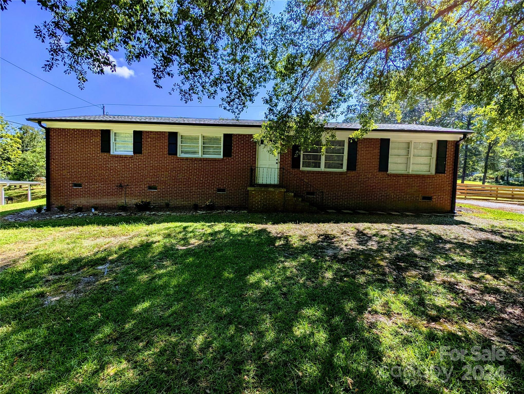 Property Photo:  1285 Rainbow Circle  SC 29704 