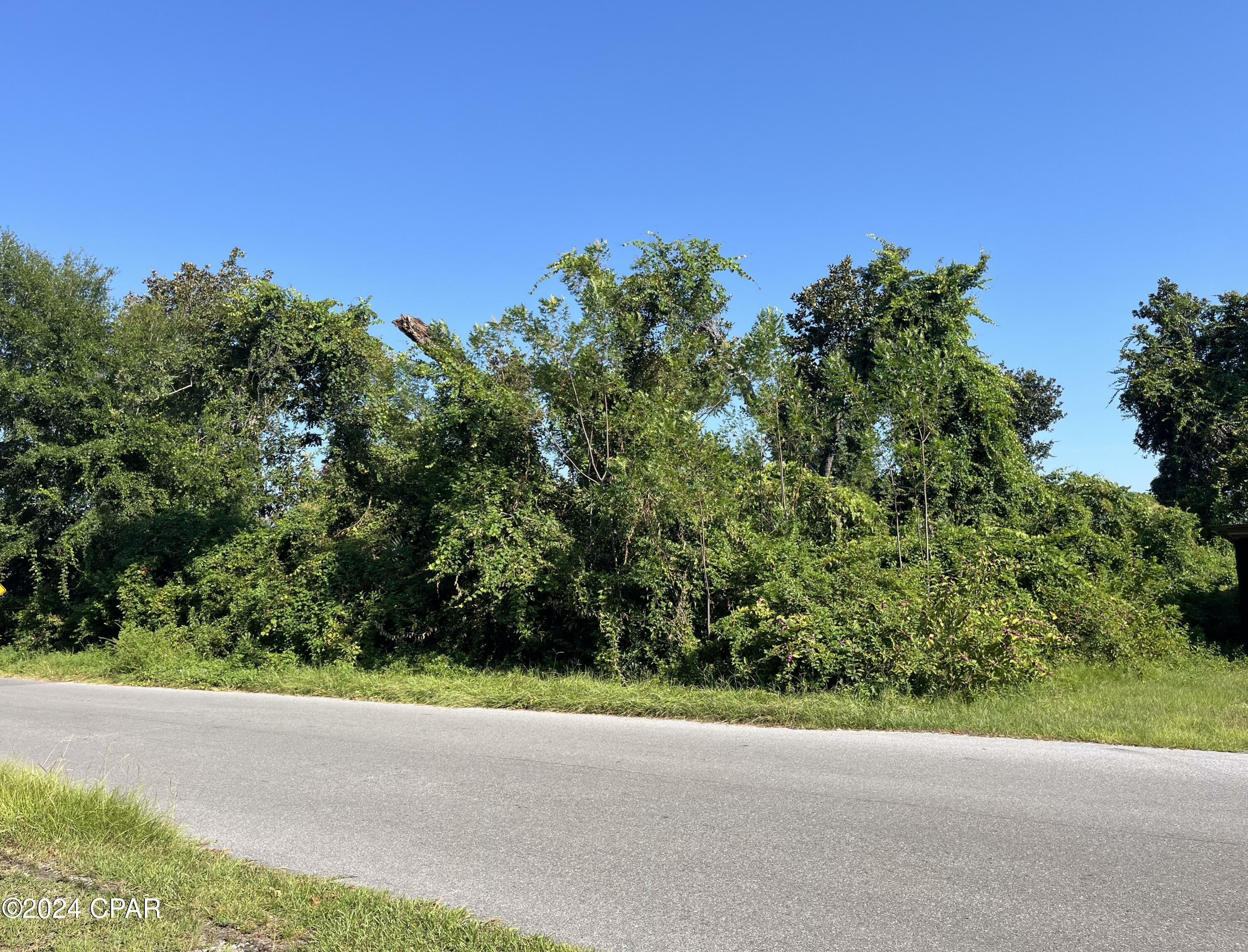 Property Photo:  4927 Bay Head Road  FL 32466 