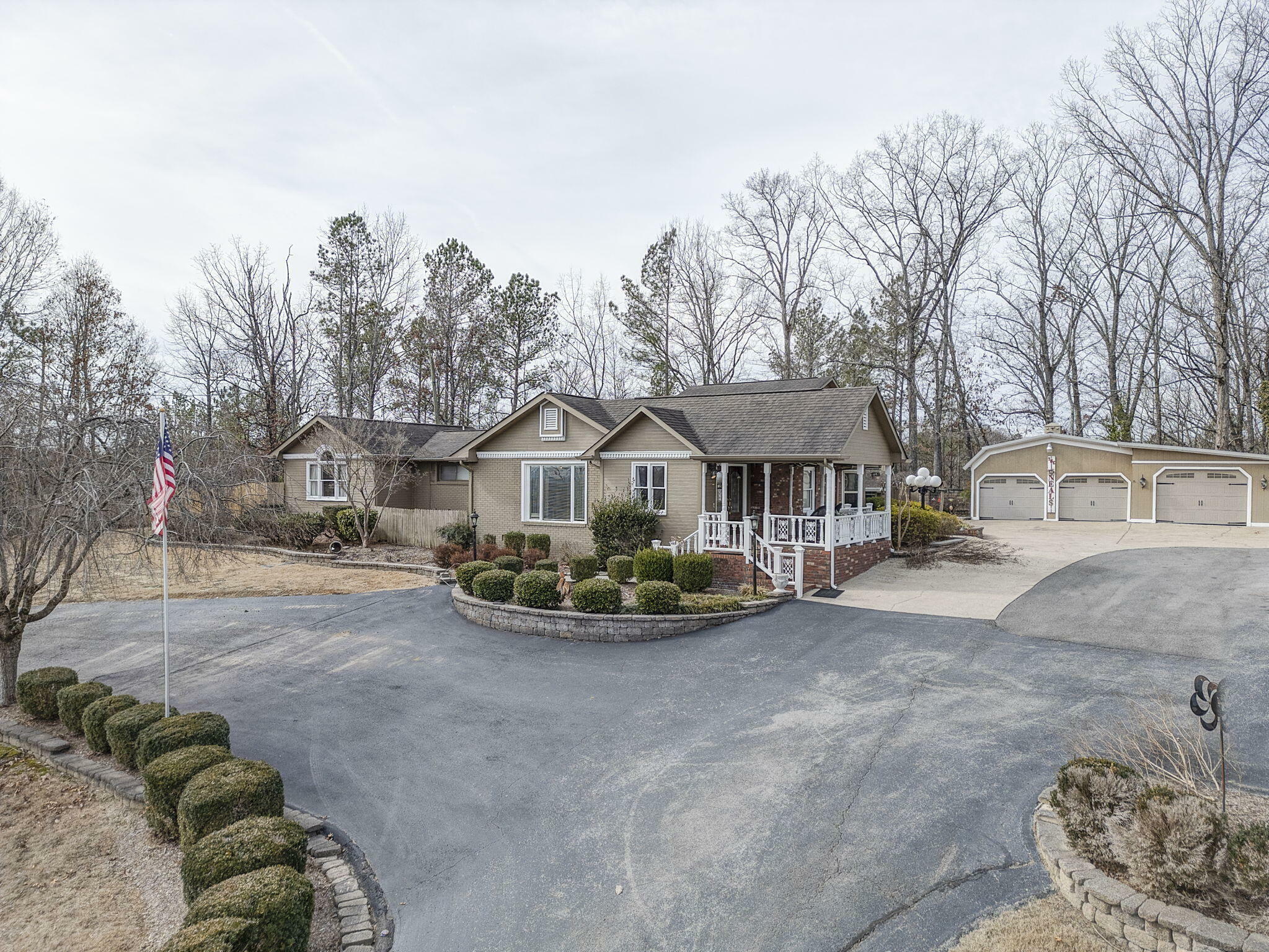 Property Photo:  109 E Circle Dr Drive  GA 30741 