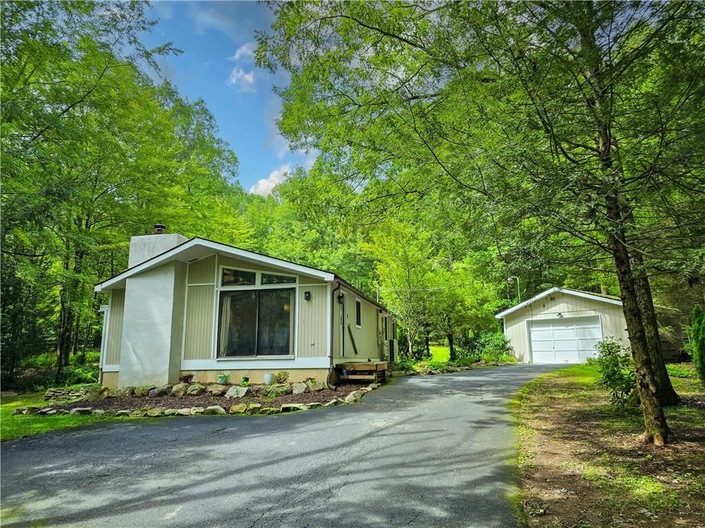 Property Photo: 4445 Forest Street PA 18235