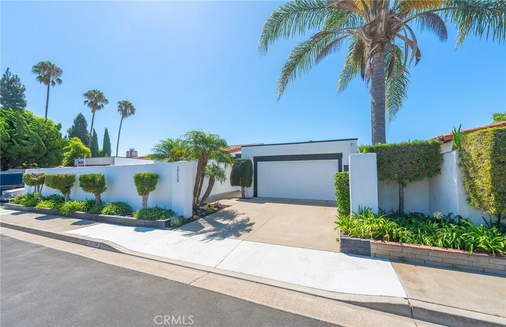 Property Photo:  10220 El Monterey Avenue  CA 92708 