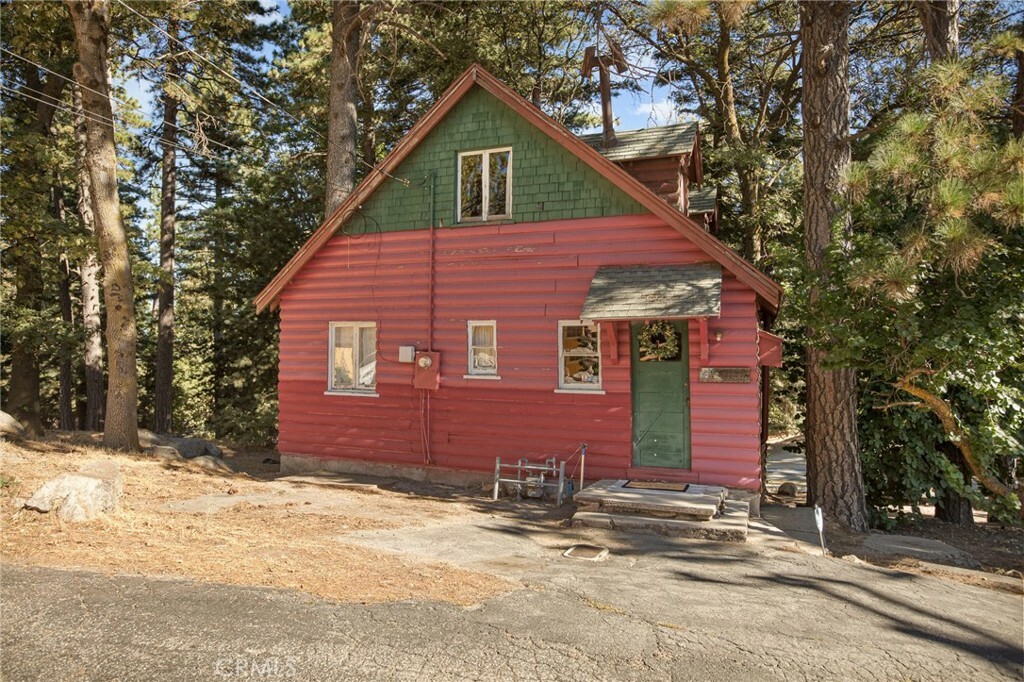 Property Photo:  25040 Sunset Lane  CA 92325 