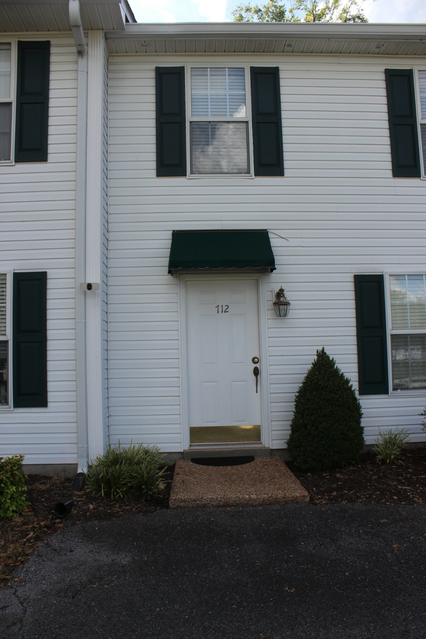 Property Photo:  712 Whitthorne St  TN 37160 