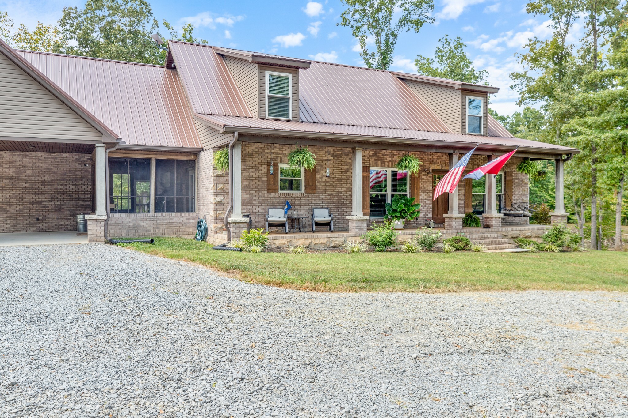 Property Photo:  130 Covington Ln  TN 37055 