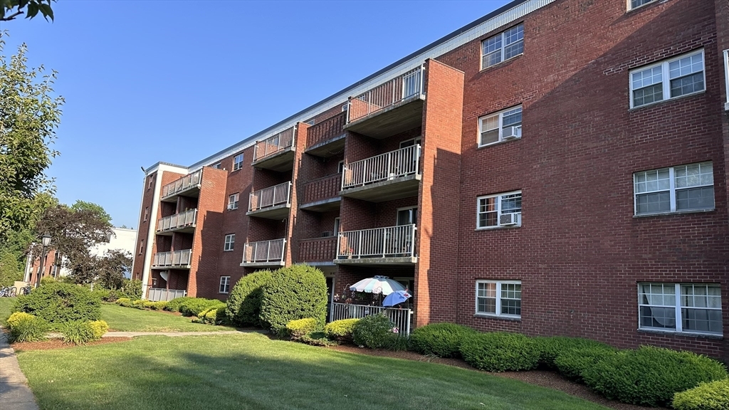 Property Photo: 50 Webster St 314 MA 02190