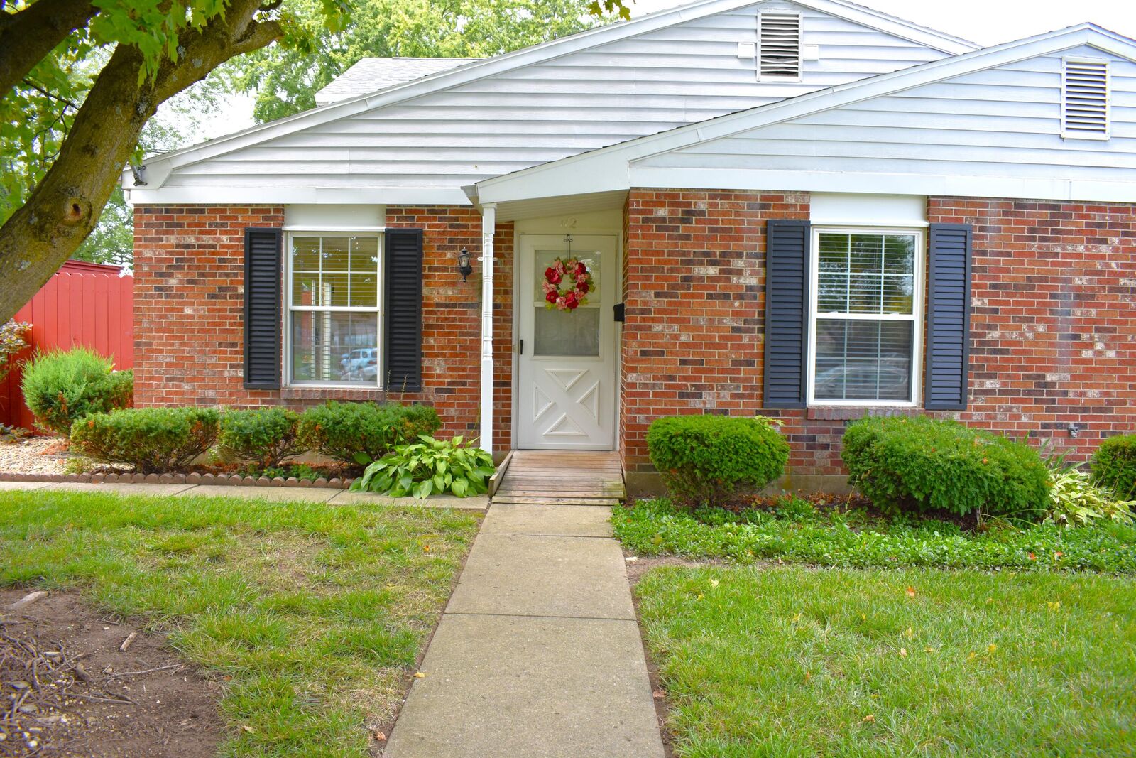 Property Photo: 112 Park Ridge Place OH 45356