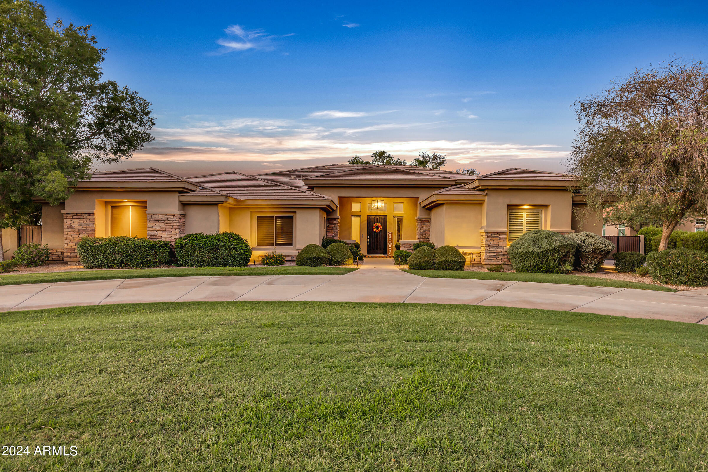 2536 E Wood Place  Chandler AZ 85249 photo