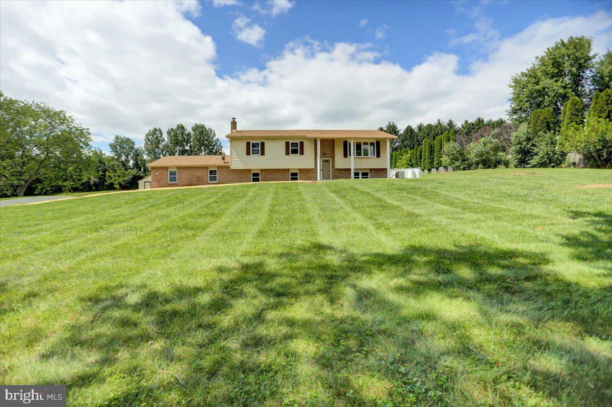 Property Photo:  1626 S Mountain Road  PA 17019 