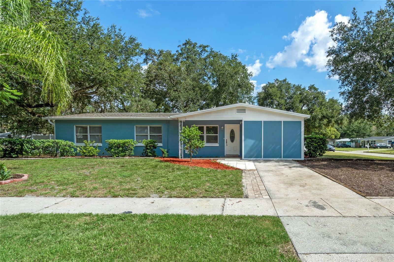 Property Photo:  1416 E 20th Street  FL 32771 